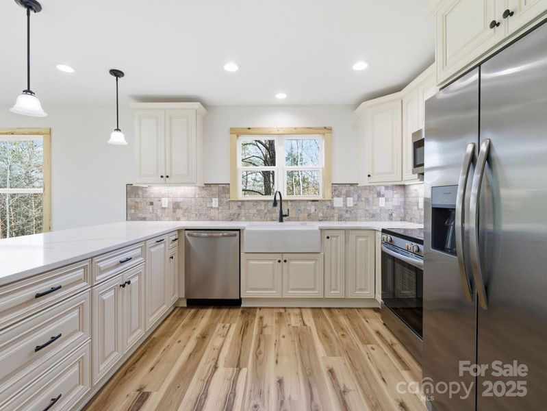 Furnished interior view inside a new home in , Nebo (Image 8).