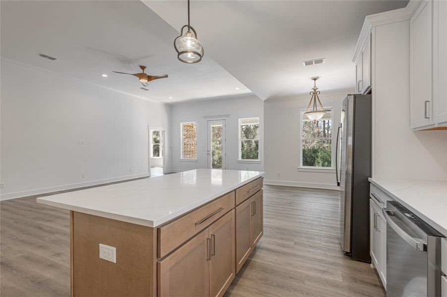 Furnished interior view inside a new home in , Nacogdoches (Image 11).