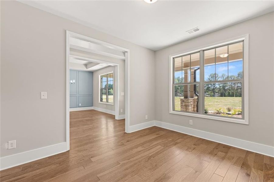 Spacious, unfurnished interior of a new home in Soleil Summit Chase, Snellville (Image 14).