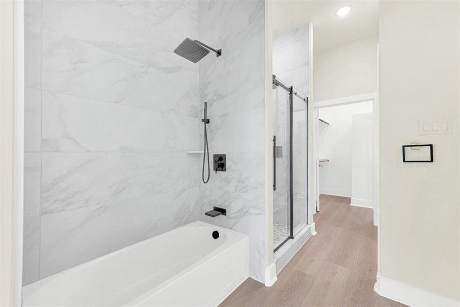 Primary Ensuite Bath