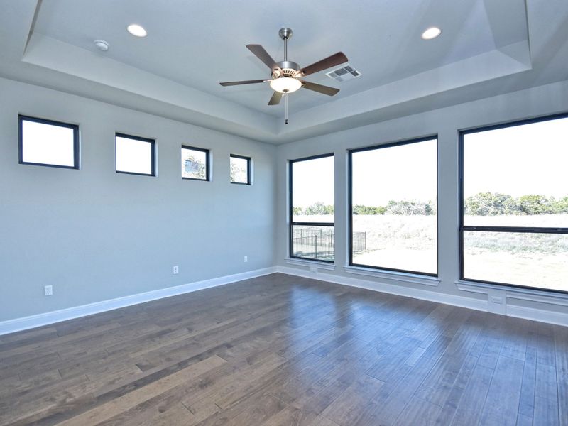 Representative unfurnished interior of a home built from the San Simeon I by Giddens Homes in Clearwater Ranch, Liberty Hill (Image 473).
