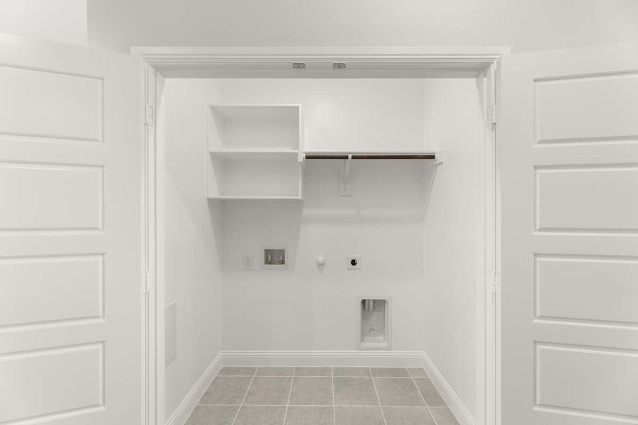 Spacious, unfurnished interior of a new home in Elevon, Lavon (Image 32).
