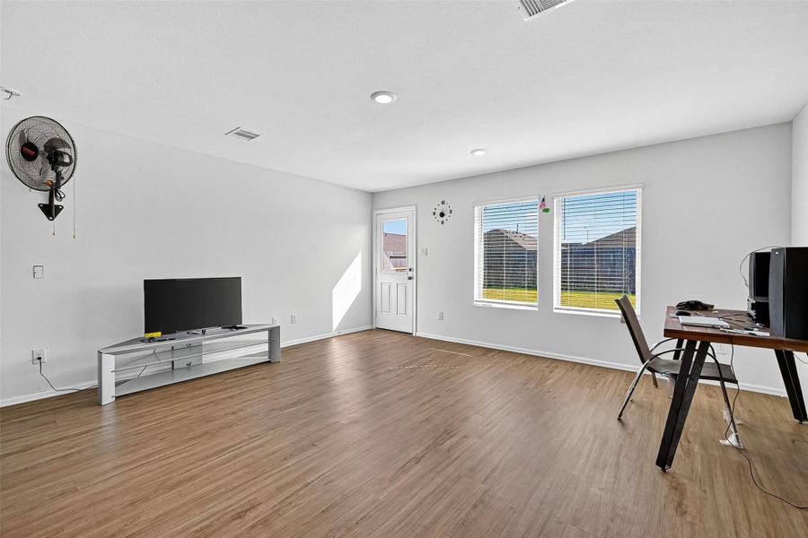 Image 23 of a home in Sunterra: Watermill Collection.