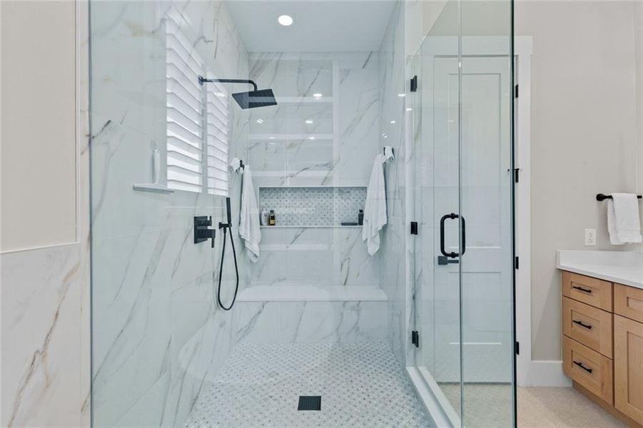 Furnished interior view inside a new home in , Bethlehem (Image 39).