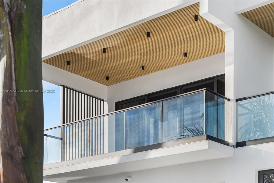 Image 53 of a home in .