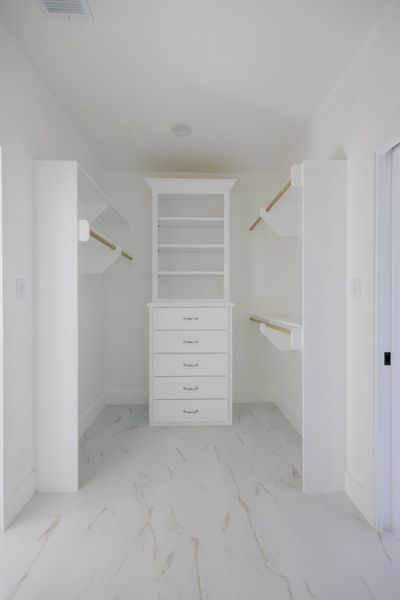 Representative unfurnished interior of a home built from the The Ellen II by Reece Homes in Pebble Creek, College Station (Image 26).