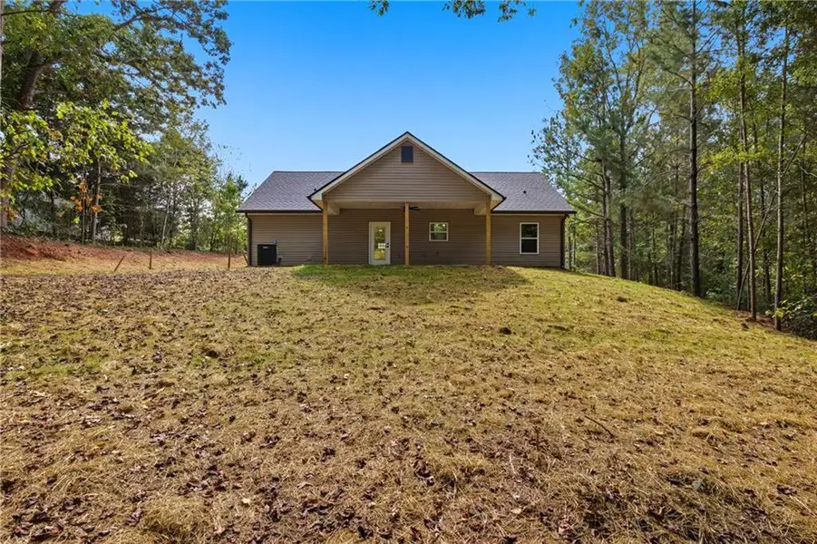 Exterior details and patio area of a home in , Toccoa (Image 17).