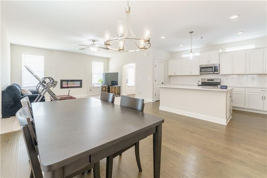 Furnished interior view inside a new home in Edenglen, Buford (Image 35).