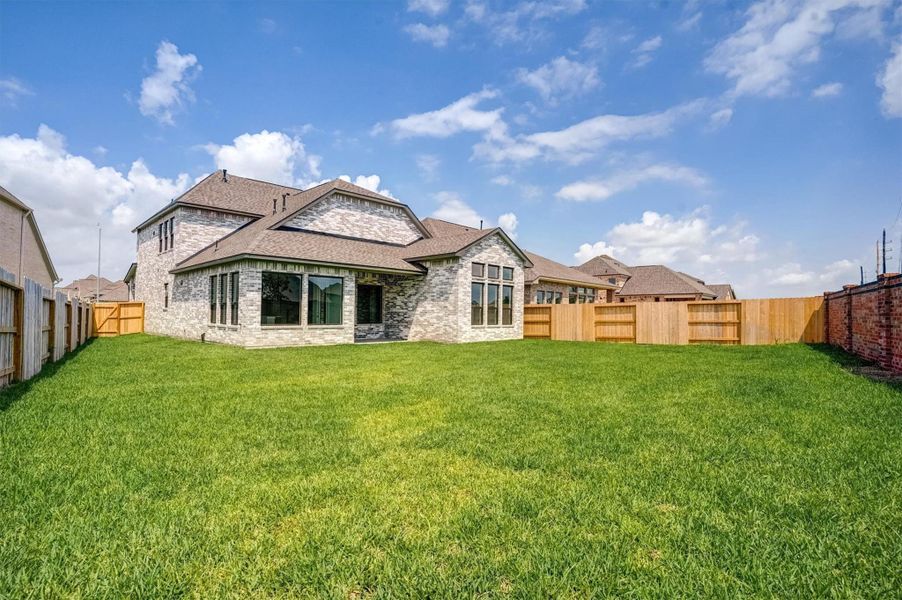 Image 36 of a home in Sunterra 50s. Image 36 of a home in Sunterra 50s.