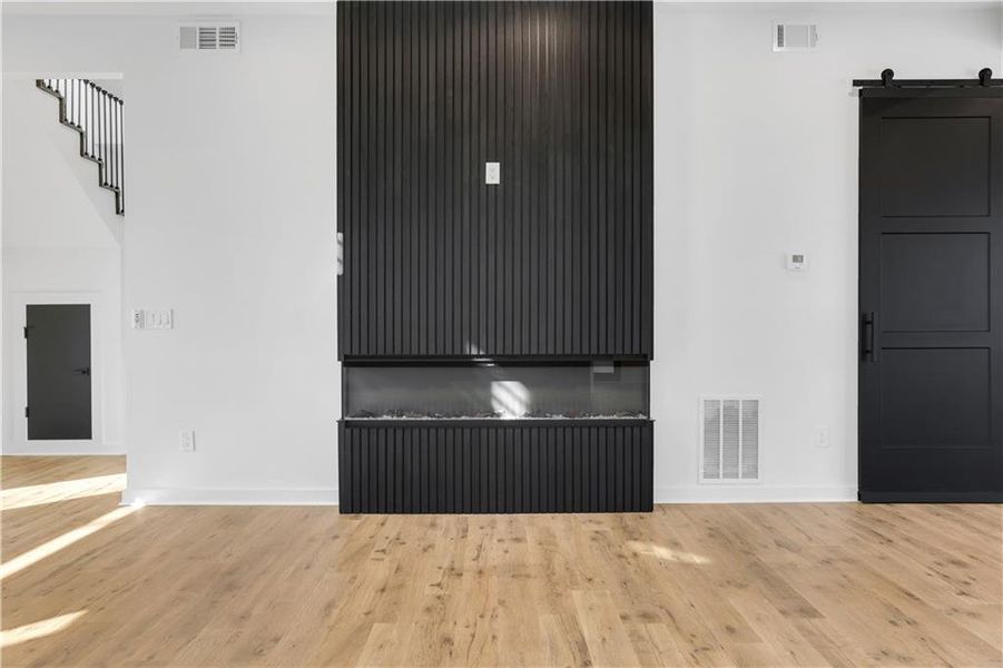 Spacious, unfurnished interior of a new home in , Atlanta (Image 41). Spacious, unfurnished interior of a new home in , Atlanta (Image 41).