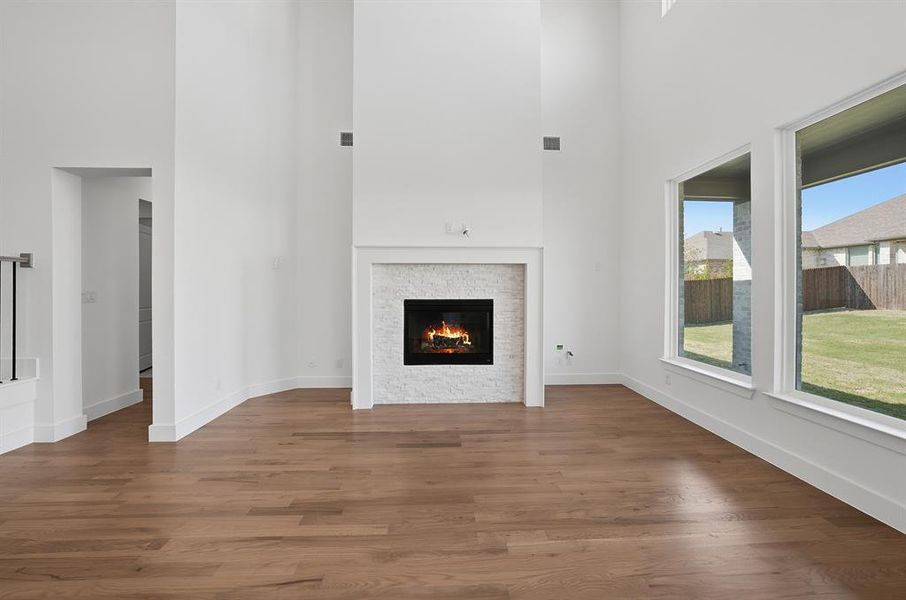 Spacious, unfurnished interior of a new home in Tavolo Park, Fort Worth (Image 20).