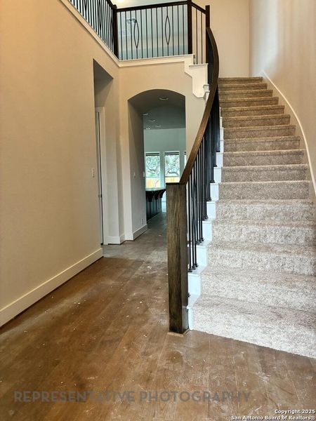 Spacious, unfurnished interior of a new home in The Ranches at Creekside, Boerne (Image 17). Spacious, unfurnished interior of a new home in The Ranches at Creekside, Boerne (Image 17).
