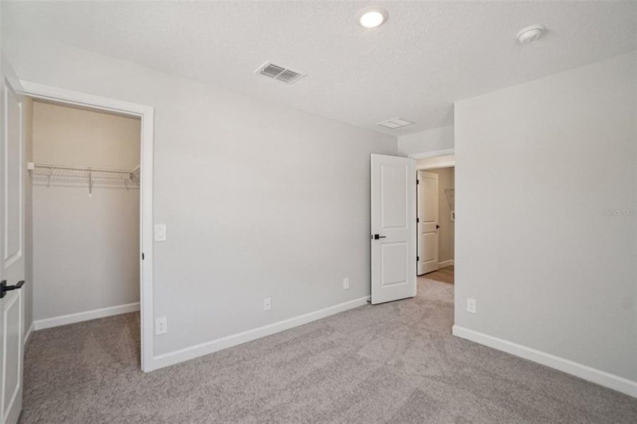 Spacious, unfurnished interior of a new home in Montague Chase, Tampa (Image 16).