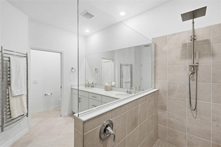 Furnished interior view inside a new home in , Punta Gorda (Image 23). Furnished interior view inside a new home in , Punta Gorda (Image 23).