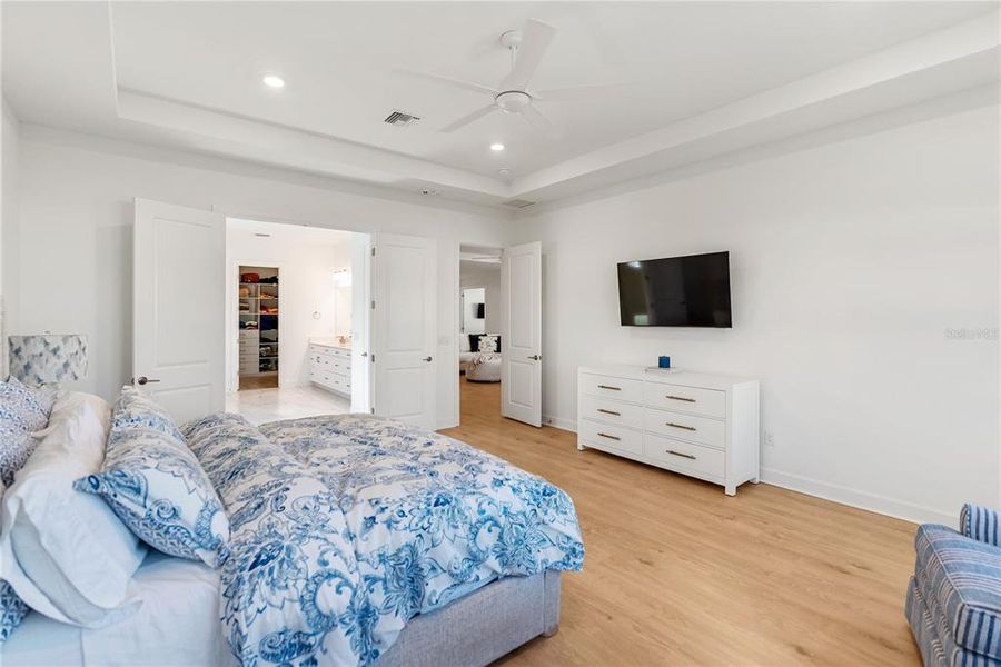 Furnished interior view inside a new home in , Bradenton (Image 16).