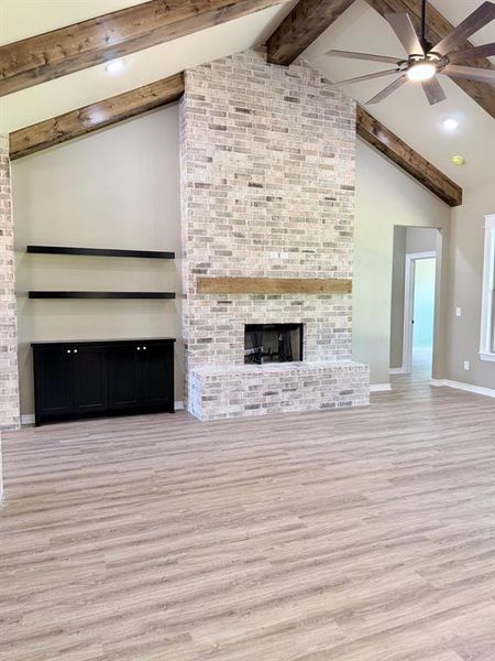 Spacious, unfurnished interior of a new home in , Tyler (Image 14).