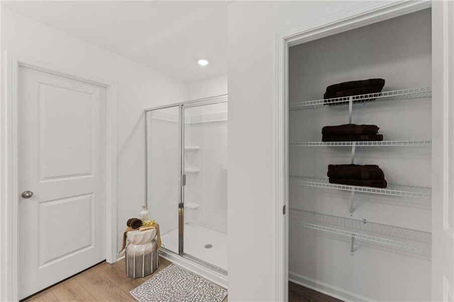 Furnished interior view inside a new home in , Dallas (Image 39).