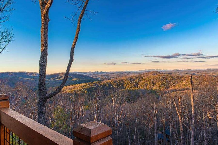 Natural landscape and outdoor views near in Blue Ridge (Image 55). Natural landscape and outdoor views near in Blue Ridge (Image 55).