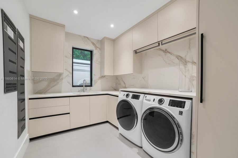 Furnished interior view inside a new home in , Miami (Image 10).