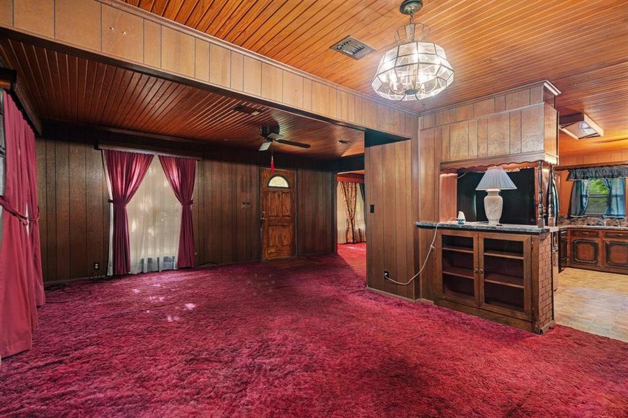 Image 14 of a home in . Image 14 of a home in .