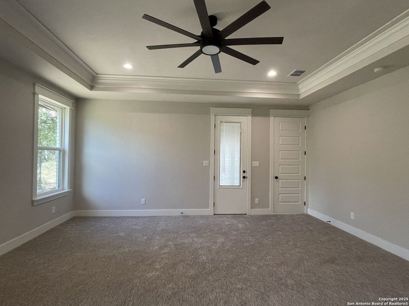 Spacious, unfurnished interior of a new home in , Castroville (Image 25).