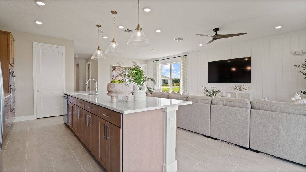 Representative furnished interior of a home built from the Sweetgum by DRB Homes in Lakeside at Satilla, St. Cloud (Image 41).