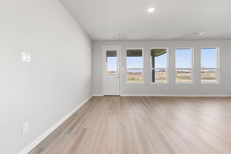 Spacious, unfurnished interior of a new home in Clear Sky Addition, Valley View (Image 38). Spacious, unfurnished interior of a new home in Clear Sky Addition, Valley View (Image 38).