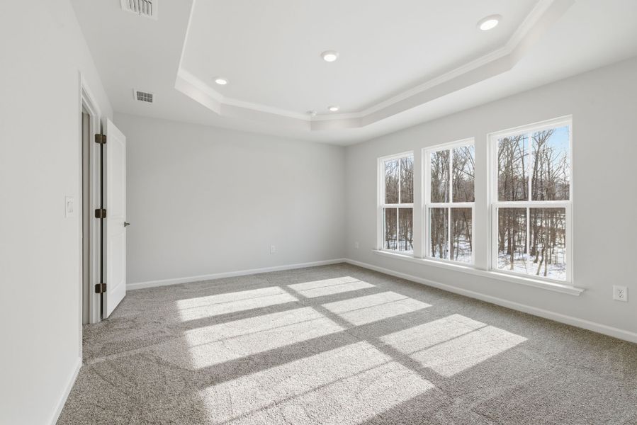 Spacious, unfurnished interior of a new home in Flemingfield, Greensboro (Image 53).