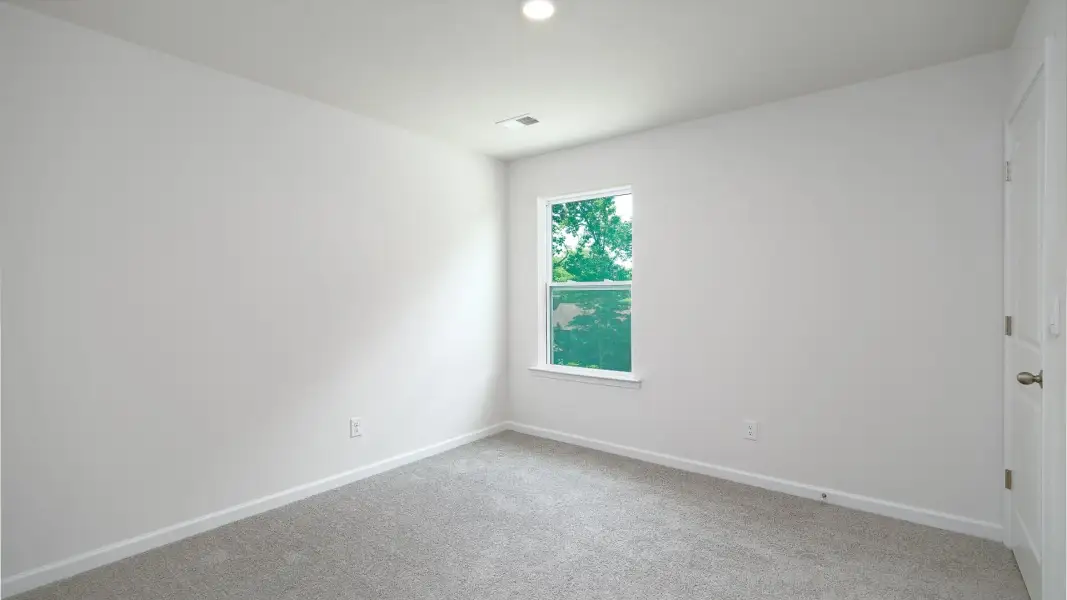Spacious, unfurnished interior of a new home in Clark Creek Landing, Lincolnton (Image 19). Spacious, unfurnished interior of a new home in Clark Creek Landing, Lincolnton (Image 19).