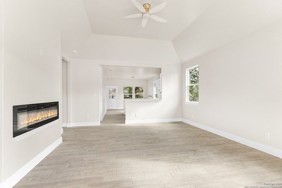 Spacious, unfurnished interior of a new home in , Spring Branch (Image 20). Spacious, unfurnished interior of a new home in , Spring Branch (Image 20).