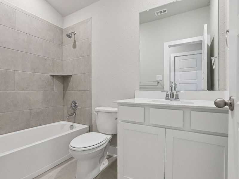 Furnished interior view inside a new home in Remington Ranch, San Antonio (Image 10).