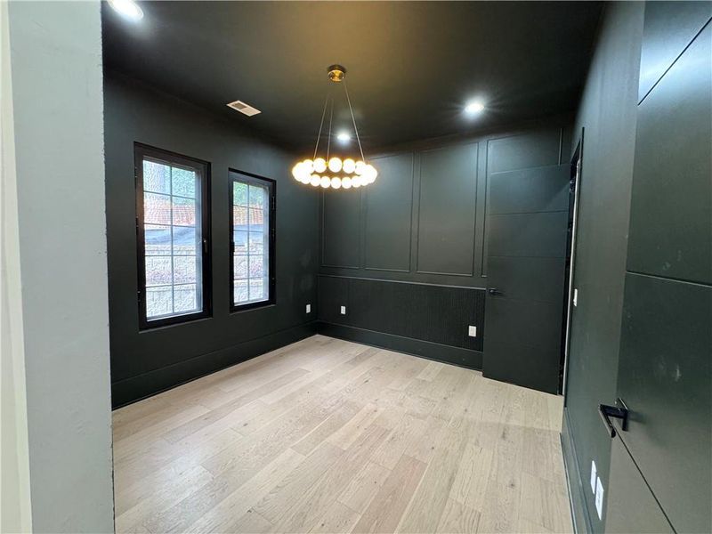 Spacious, unfurnished interior of a new home in , Alpharetta (Image 26).