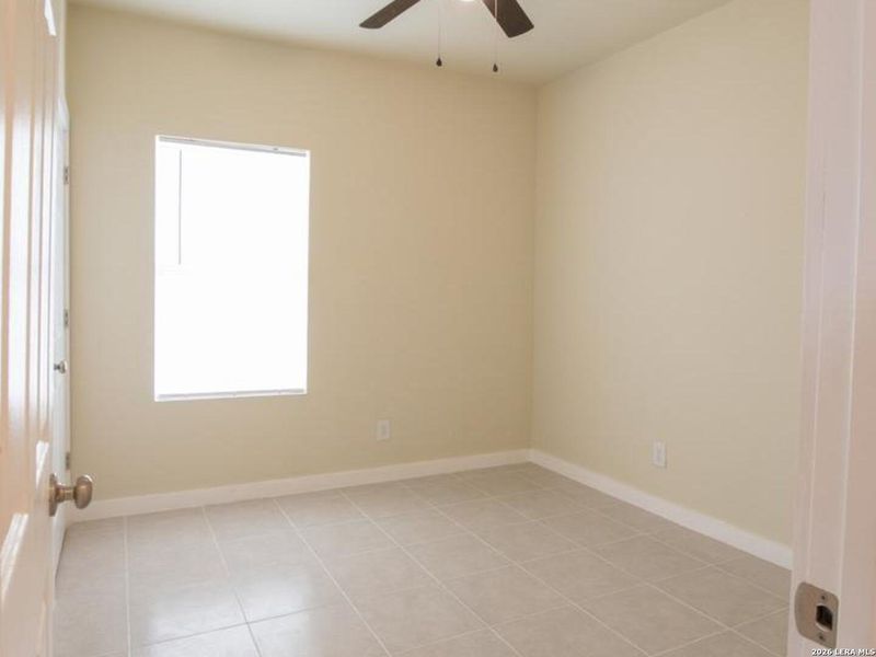 Spacious, unfurnished interior of a new home in , New Braunfels (Image 25).