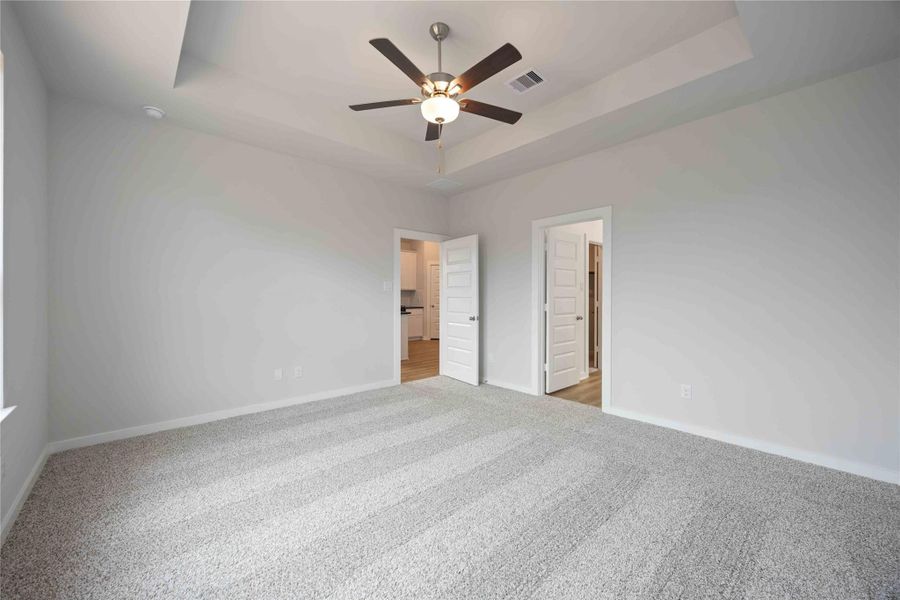 Image 24 of a home in Meadow Park.