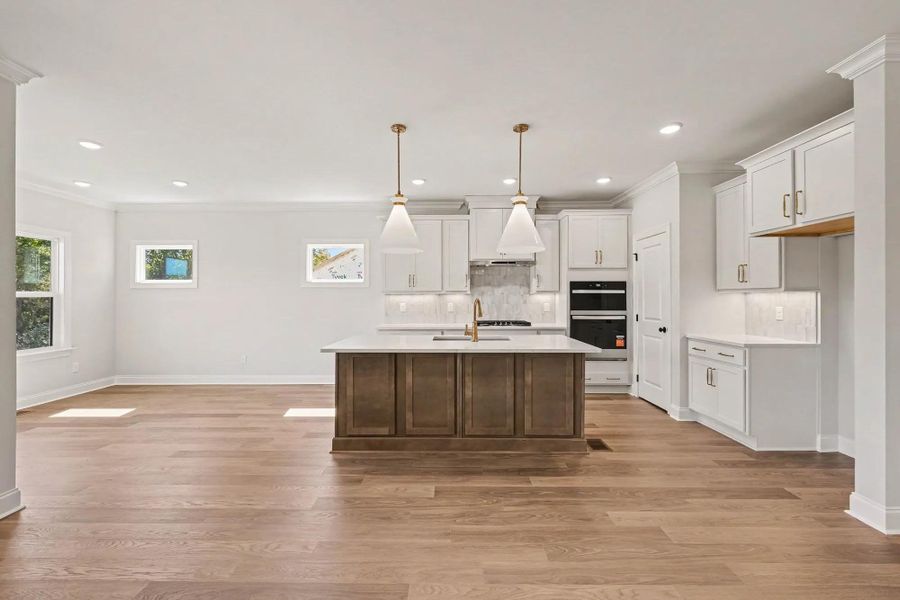 Dahlia D Kitchen
