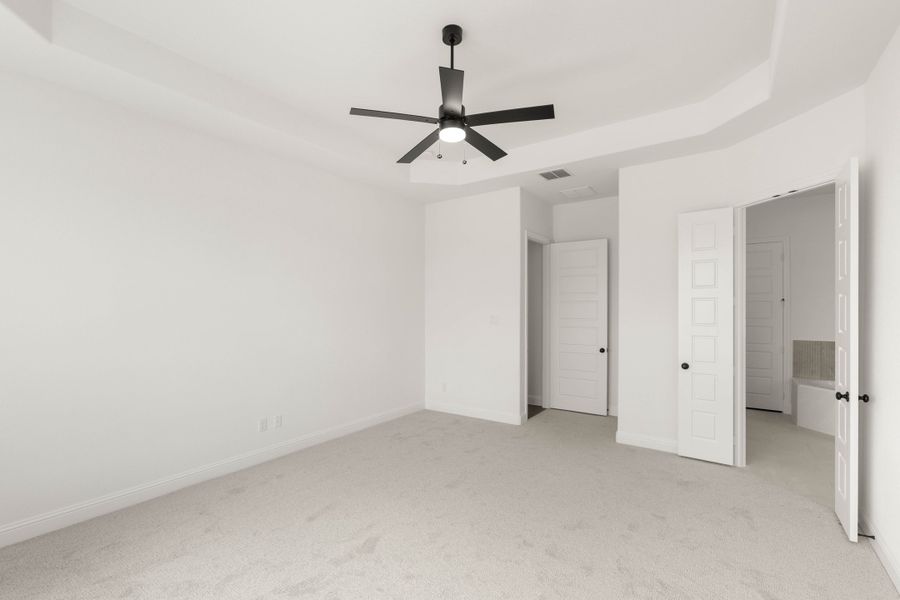 Spacious, unfurnished interior of a new home in Pecan Acres, Red Oak (Image 18). Spacious, unfurnished interior of a new home in Pecan Acres, Red Oak (Image 18).