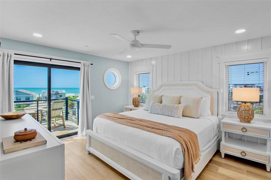 Furnished interior view inside a new home in , Sarasota (Image 54).