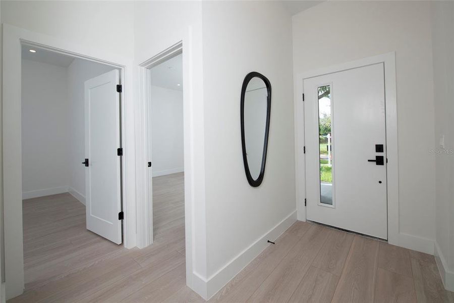Spacious, unfurnished interior of a new home in , St. Petersburg (Image 36). Spacious, unfurnished interior of a new home in , St. Petersburg (Image 36).
