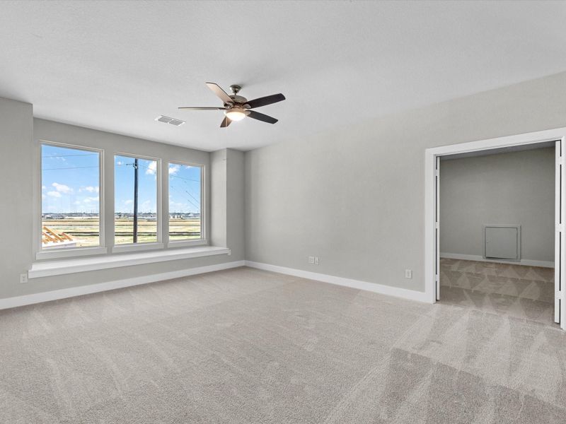 Spacious, unfurnished interior of a new home in Pecan Ridge, Fulshear (Image 13).