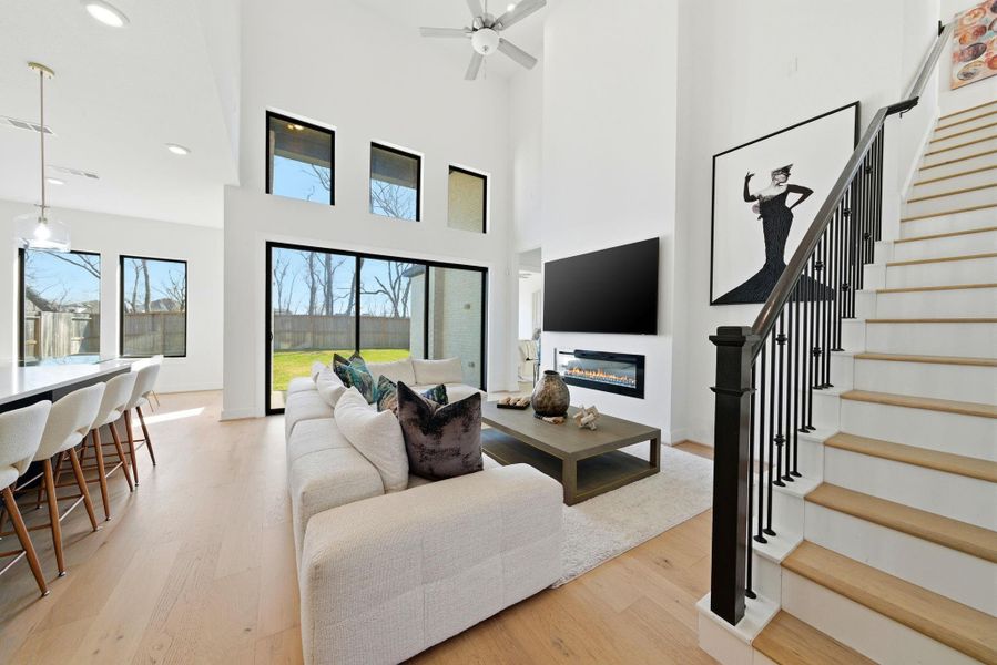 Furnished interior view inside a new home in Sienna, Missouri City (Image 19).