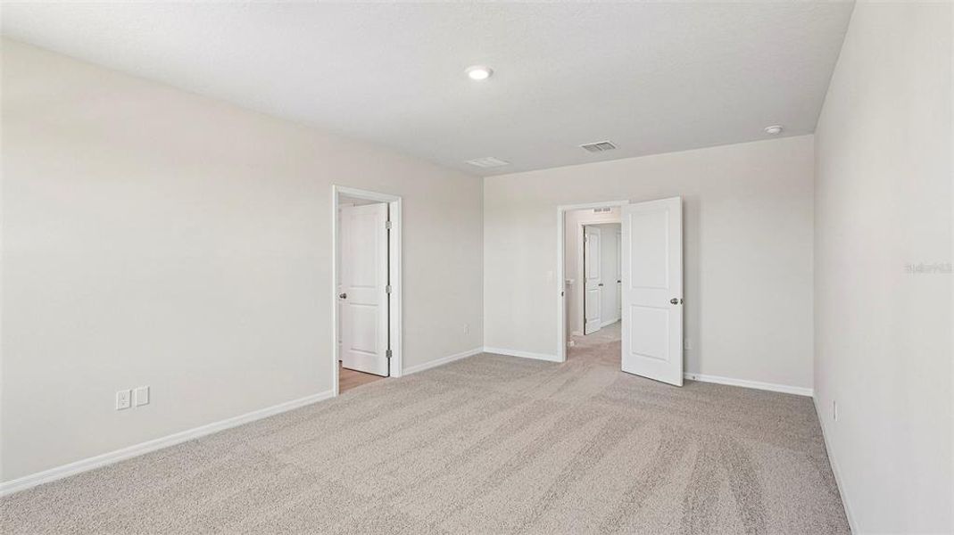 Spacious, unfurnished interior of a new home in Oakfield Trails, Parrish (Image 20). Spacious, unfurnished interior of a new home in Oakfield Trails, Parrish (Image 20).