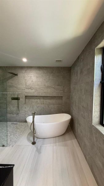 Furnished interior view inside a new home in , Miami (Image 5).