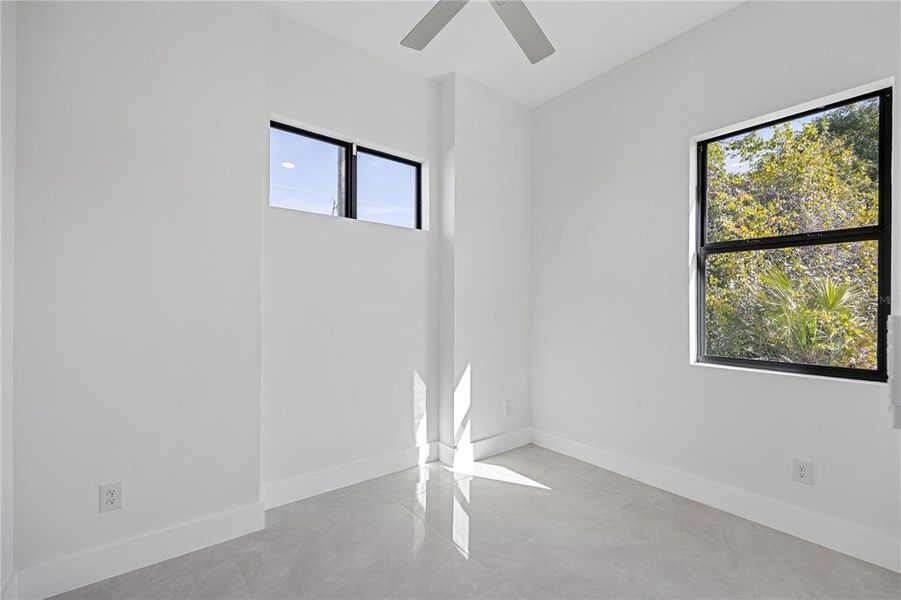 Spacious, unfurnished interior of a new home in , Rotonda West (Image 22).