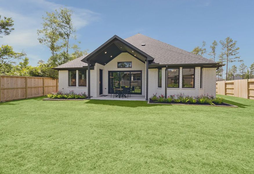 Plan 4534 backyard - staged - 8 of 20