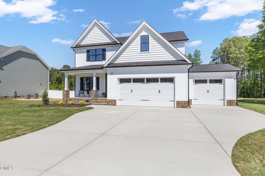 2-web-or-mls-9L1A9905 2-web-or-mls-9L1A9905