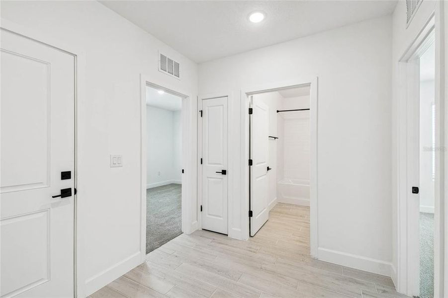 Spacious, unfurnished interior of a new home in Aspire at The Pines, Dunnellon (Image 23).