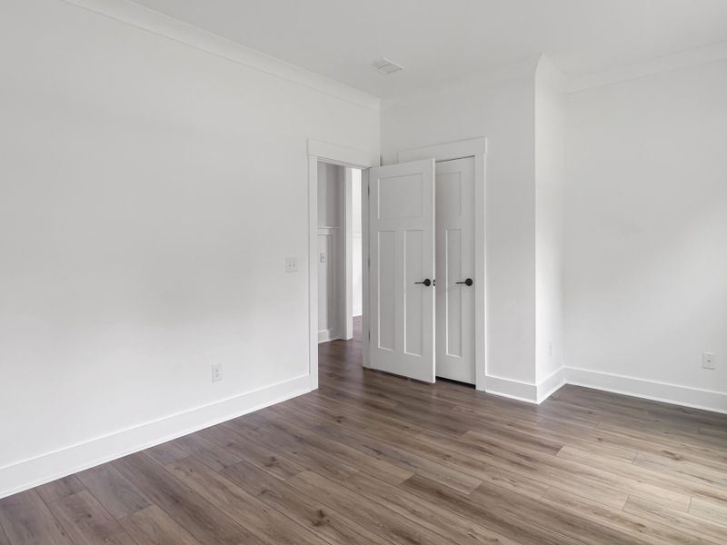 Spacious, unfurnished interior of a new home in Pineland Village, Summerville (Image 22).