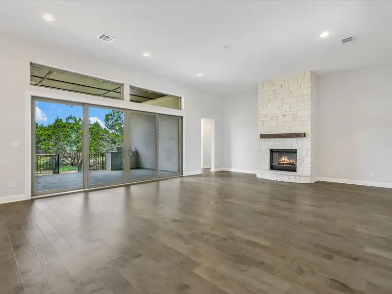 Representative unfurnished interior of a home built from the Santa Monica by Giddens Homes in Clearwater Ranch, Liberty Hill (Image 22). Representative unfurnished interior of a home built from the Santa Monica by Giddens Homes in Clearwater Ranch, Liberty Hill (Image 22).
