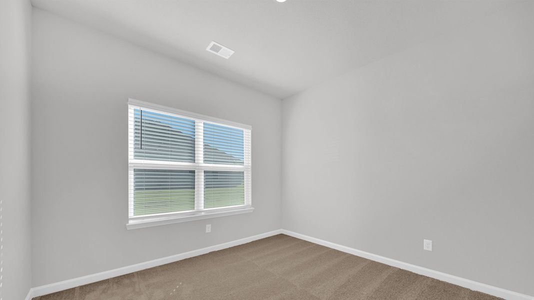 Spacious, unfurnished interior of a new home in Shiloh Springs, Jackson (Image 35).