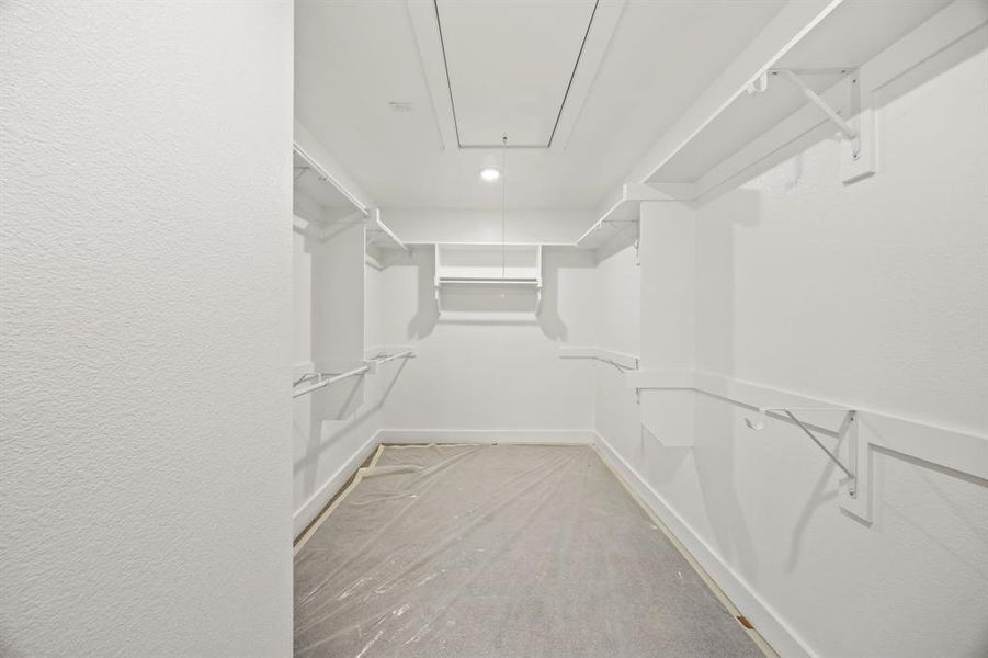 Spacious, unfurnished interior of a new home in North Square at Uptown, Celina (Image 26).